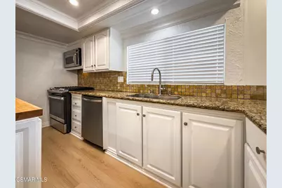 144 La Fortuna, Newbury Park, CA 91320 - Photo 21