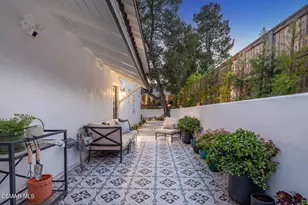 1944 Stonesgate St, Westlake Village, CA 91361 - Photo 35