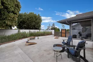 690 Valley Vista Dr, Camarillo, CA 93010 - Photo 35