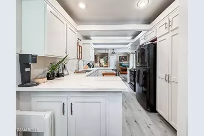 2771 Lakeridge Lane, Westlake Village, CA 91361 - Photo 15