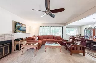 2771 Lakeridge Ln, Westlake Village, CA 91361 - Photo 9