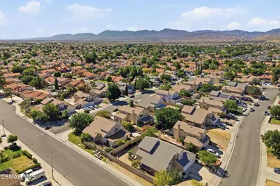 37732 Clark Court, Palmdale, CA 93552 - Photo 17