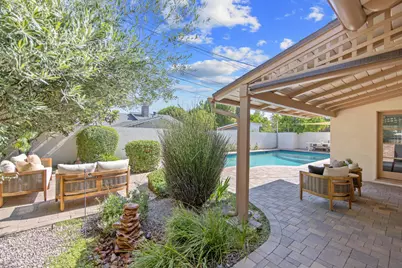 23649 Aetna Street, Woodland Hills, CA 91367 - Photo 21