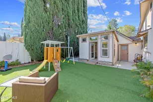 23649 Aetna St, Woodland Hills, CA 91367 - Photo 23