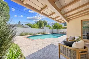 23649 Aetna St, Woodland Hills, CA 91367 - Photo 19