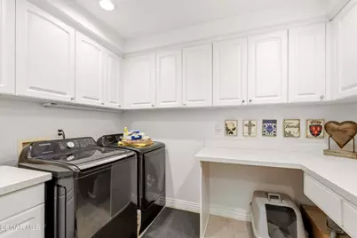1525 Brentford Avenue, Westlake Village, CA 91361 - Photo 39
