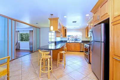 10041 Oso Avenue, Chatsworth, CA 91311 - Photo 9