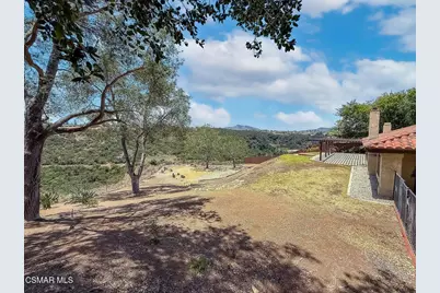 1810 Calle Salto, Thousand Oaks, CA 91360 - Photo 55
