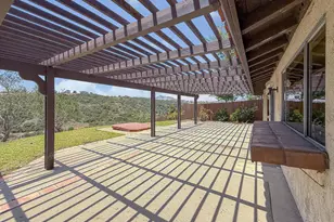 1810 Calle Salto, Thousand Oaks, CA 91360 - Photo 51