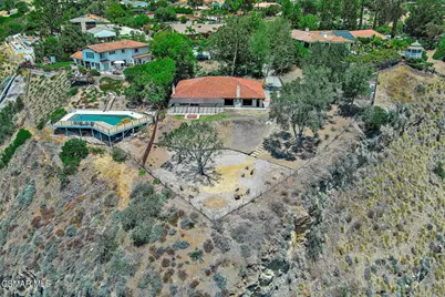 1810 Calle Salto, Thousand Oaks, CA 91360 - Photo 77