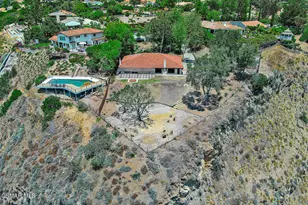 1810 Calle Salto, Thousand Oaks, CA 91360 - Photo 77