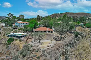 1810 Calle Salto, Thousand Oaks, CA 91360 - Photo 81
