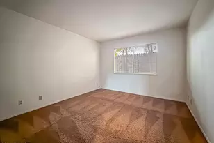 1810 Calle Salto, Thousand Oaks, CA 91360 - Photo 37