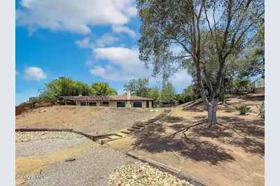 1810 Calle Salto, Thousand Oaks, CA 91360 - Photo 63
