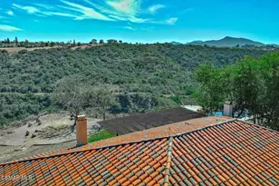 1810 Calle Salto, Thousand Oaks, CA 91360 - Photo 73