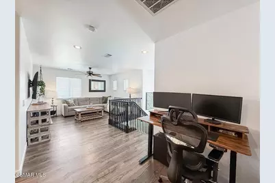 27261 Sterling Grove Lane, Canyon Country, CA 91387 - Photo 25