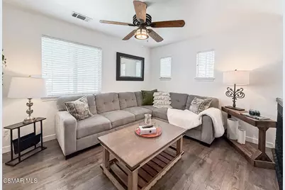 27261 Sterling Grove Lane, Canyon Country, CA 91387 - Photo 27