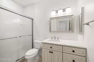 4839 La Vella Dr, Oak Park, CA 91377 - Photo 13