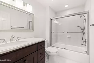 4839 La Vella Dr, Oak Park, CA 91377 - Photo 21