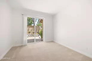 4839 La Vella Dr, Oak Park, CA 91377 - Photo 11