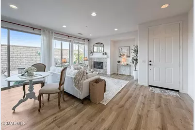 6838 Simmons Way, Moorpark, CA 93021 - Photo 5