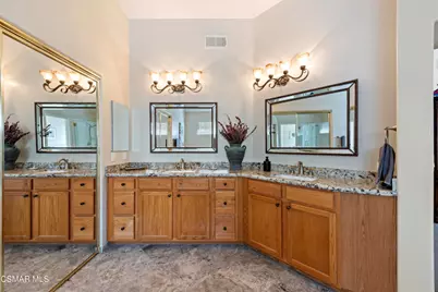 758 Cranmont Court, Simi Valley, CA 93065 - Photo 33
