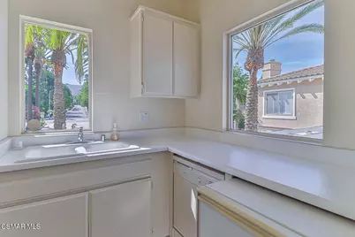 4126 Hillpark Court, Moorpark, CA 93021 - Photo 47