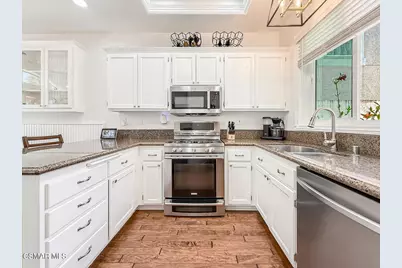4126 Hillpark Court, Moorpark, CA 93021 - Photo 13