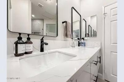 4126 Hillpark Court, Moorpark, CA 93021 - Photo 31