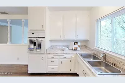 2542 Sirius Street, Thousand Oaks, CA 91360 - Photo 9