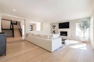 1725 Royal St George Dr, Westlake Village, CA 91362 - Photo 5