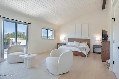 1725 Royal Saint George Drive, Westlake Village, CA 91362 - Photo 11