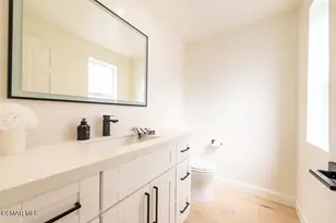 1725 Royal St George Dr, Westlake Village, CA 91362 - Photo 9