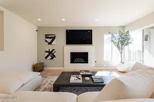 1725 Royal St George Dr, Westlake Village, CA 91362 - Photo 7