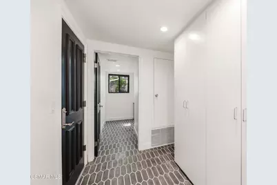 29455 Fountainwood Street, Agoura Hills, CA 91301 - Photo 25