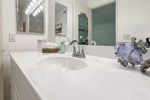 13842 Wheeler Ave, Sylmar, CA 91342 - Photo 23