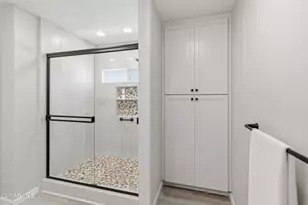 15750 Arroyo Dr, Moorpark, CA 93021 - Photo 23