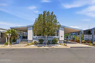 15750 Arroyo Dr, Moorpark, CA 93021 - Photo 29
