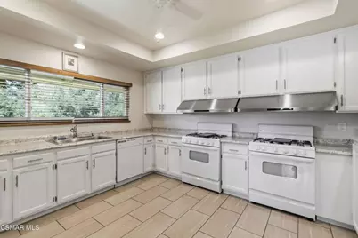 15750 Arroyo Drive #143, Moorpark, CA 93021 - Photo 47