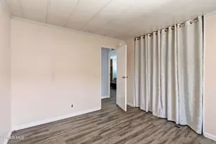 15750 Arroyo Dr, Moorpark, CA 93021 - Photo 25