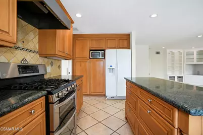 6626 Oak Forest Drive, Oak Park, CA 91377 - Photo 17