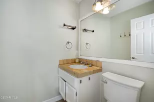 6626 Oak Forest Dr, Oak Park, CA 91377 - Photo 29
