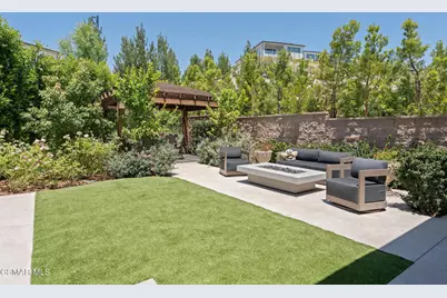 20753 W Deer Grass Court, Porter Ranch, CA 91326 - Photo 19