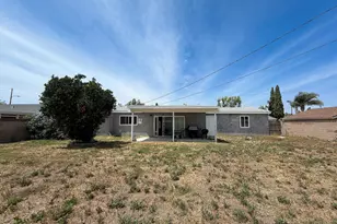 1662 Ahart St, Simi Valley, CA 93065 - Photo 15