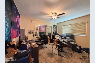 1662 Ahart Street, Simi Valley, CA 93065 - Photo 7