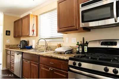 1662 Ahart Street, Simi Valley, CA 93065 - Photo 3