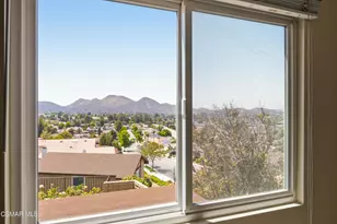 91 Cindy Ave, Newbury Park, CA 91320 - Photo 25
