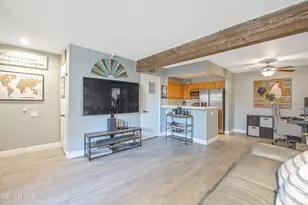 1253 Tivoli Ln, Simi Valley, CA 93065 - Photo 5