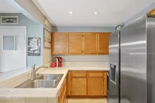 1253 Tivoli Ln, Simi Valley, CA 93065 - Photo 13