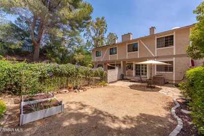 29633 Strawberry Hill Drive, Agoura Hills, CA 91301 - Photo 21